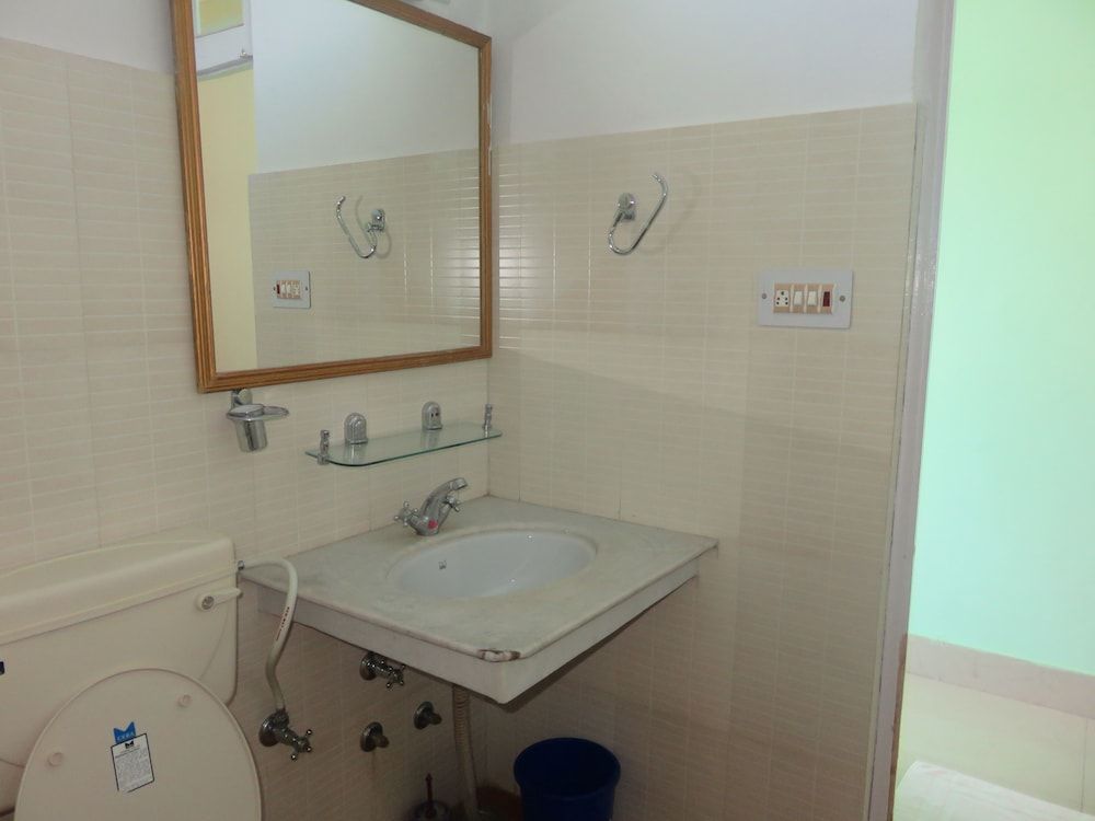 TIH Hotel Maryul Standard Room 6