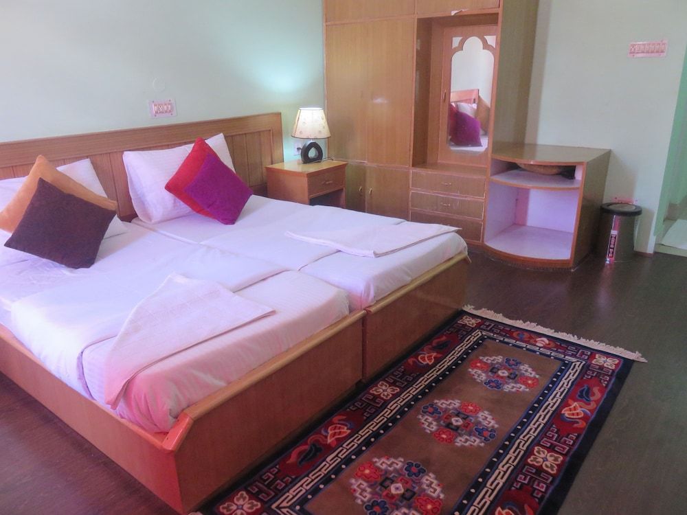 TIH Hotel Maryul Standard Room