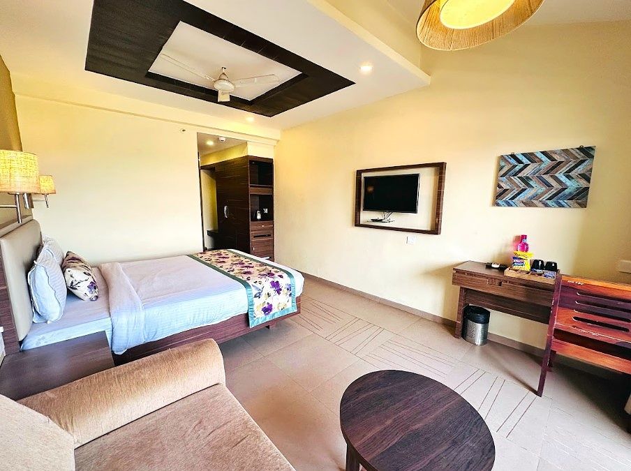 De Grand Riviera Grand Room 5