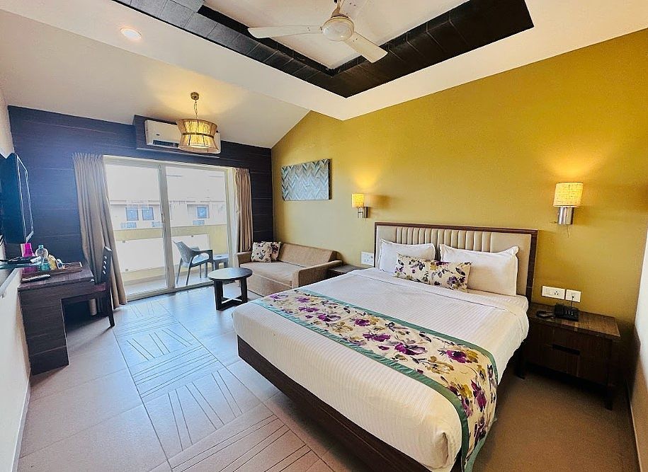 De Grand Riviera Grand Room 4