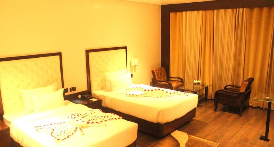 Semi-Suite