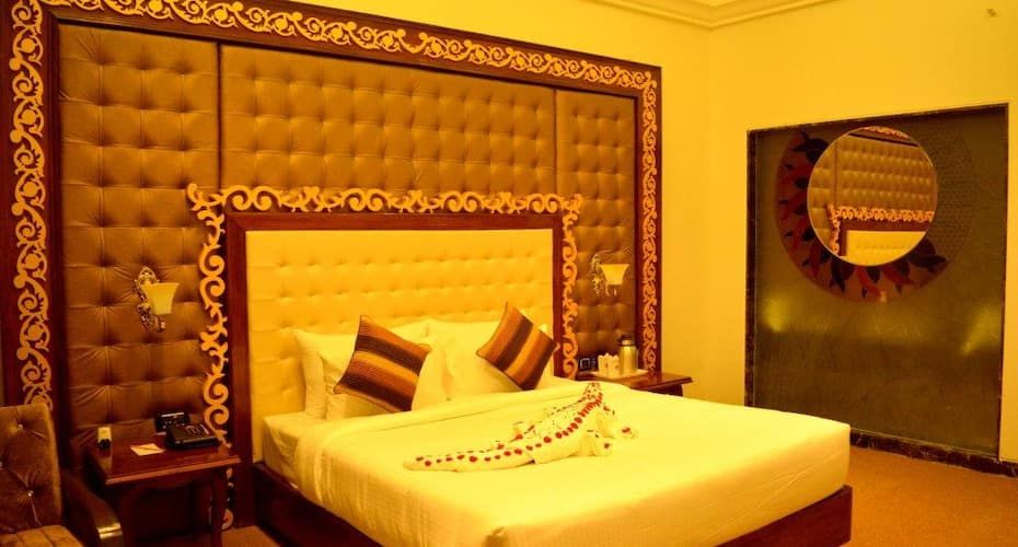 Hotel Vennington Court Deluxe Twin Bed 2