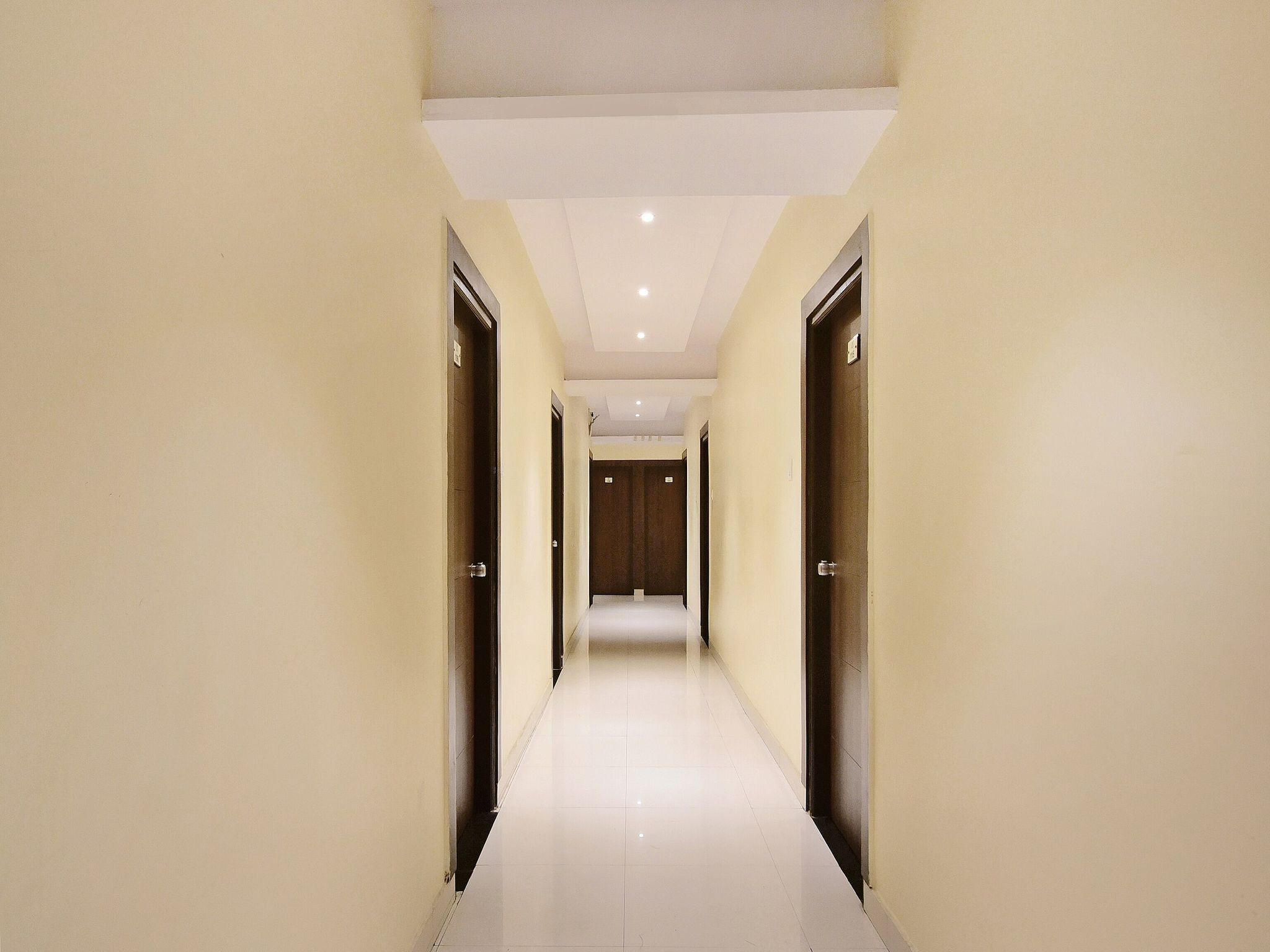 undefined Raama Grand 4