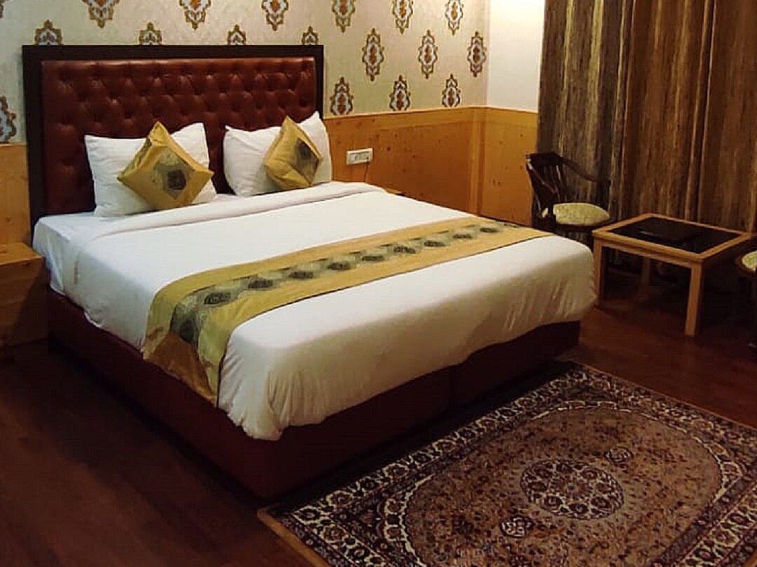 Kamna Hill Resort Deluxe Room 5