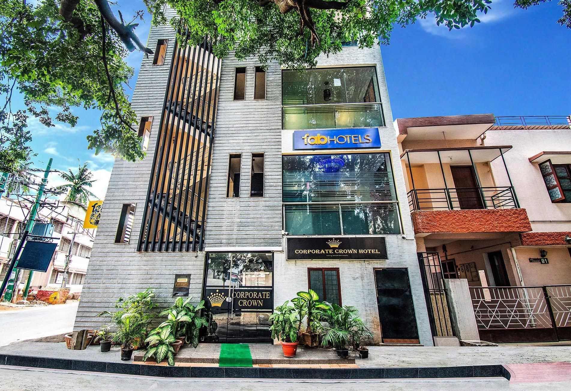 undefined FabHotel Corporate Crown 7