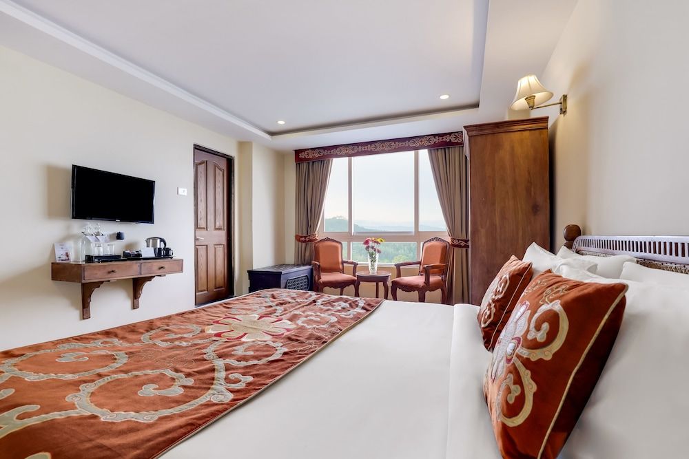 Summit Hermon Hotel & Spa Deluxe Room 8