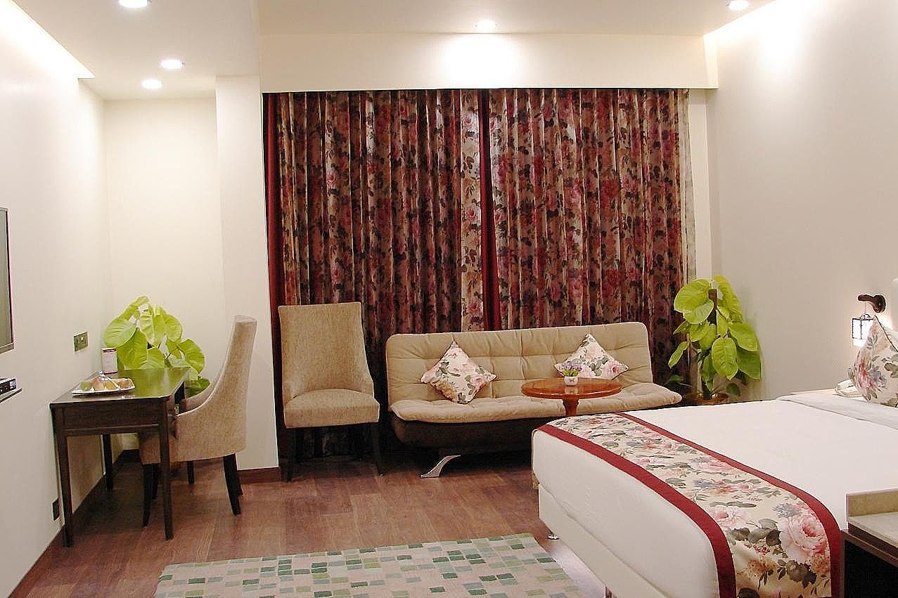 Hotel Grand Maple Deluxe Room 13