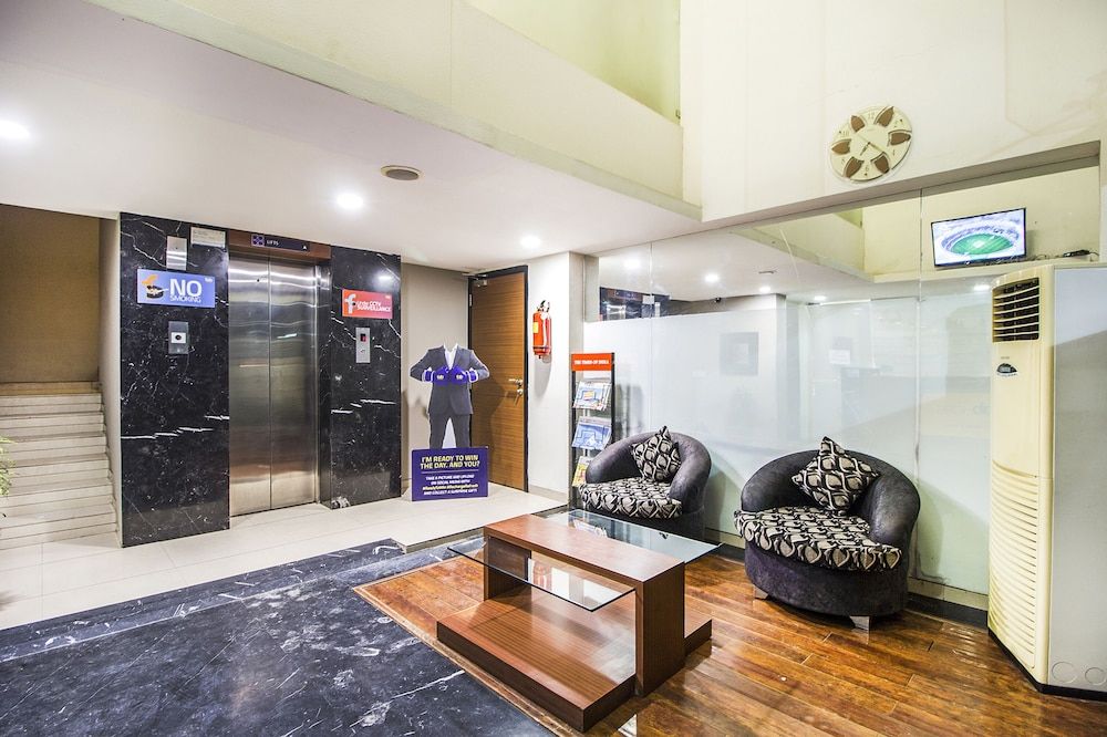 undefined FabHotel Prime Avenue 4