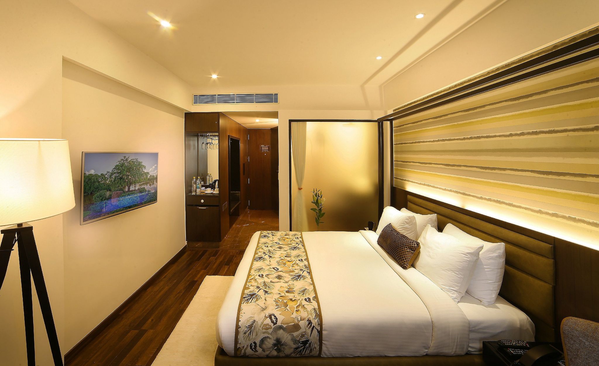 The Royale Senate Race Course, Bangalore Executive Double Room