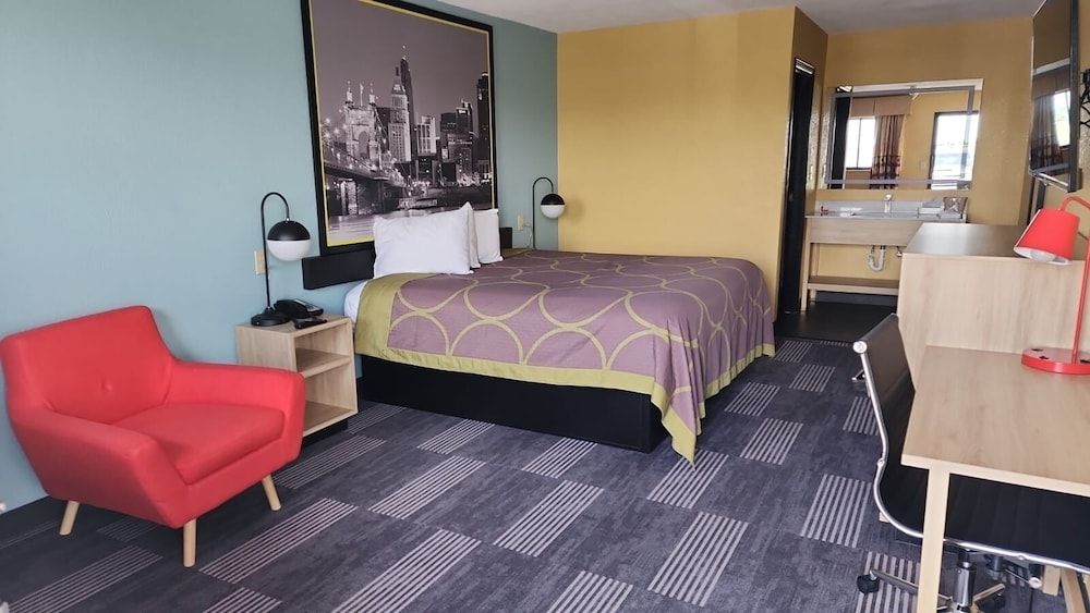Standard Room, 1 King Bed