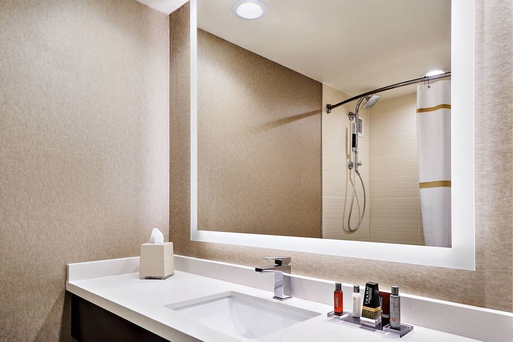 undefined Cleveland Marriott East 10