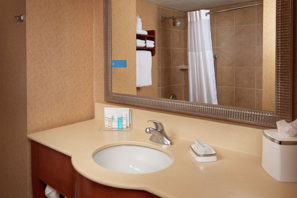 Room, 2 Queen Beds, Accessible, Non Smoking