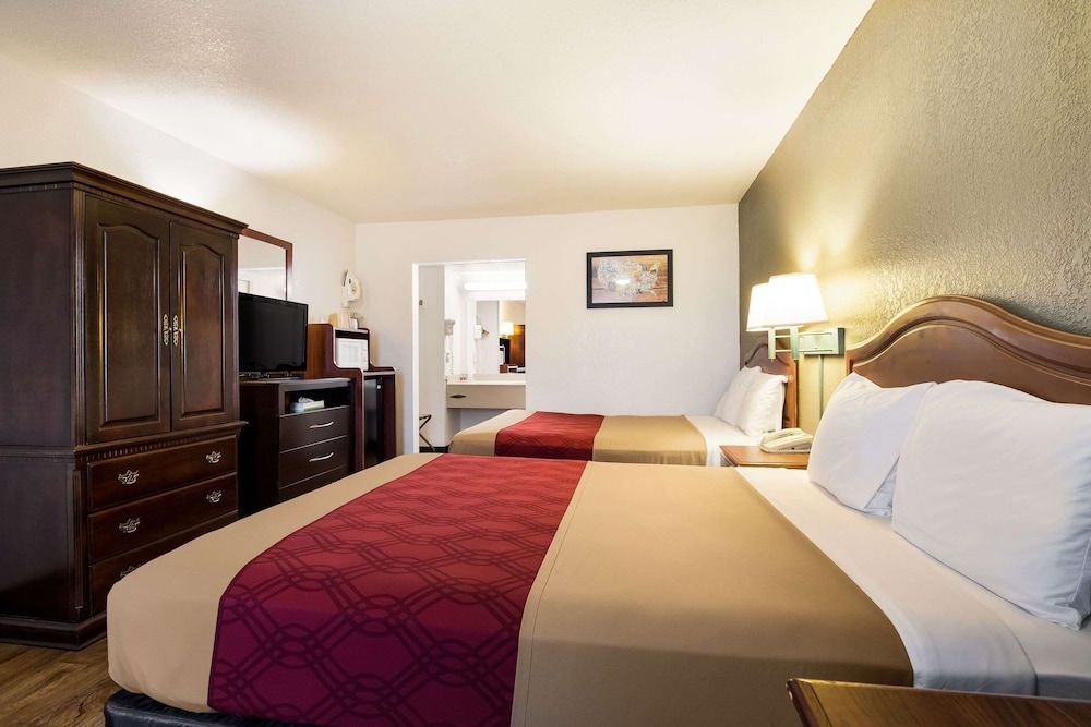 Standard Double Room, 2 Double Beds, Non Smoking