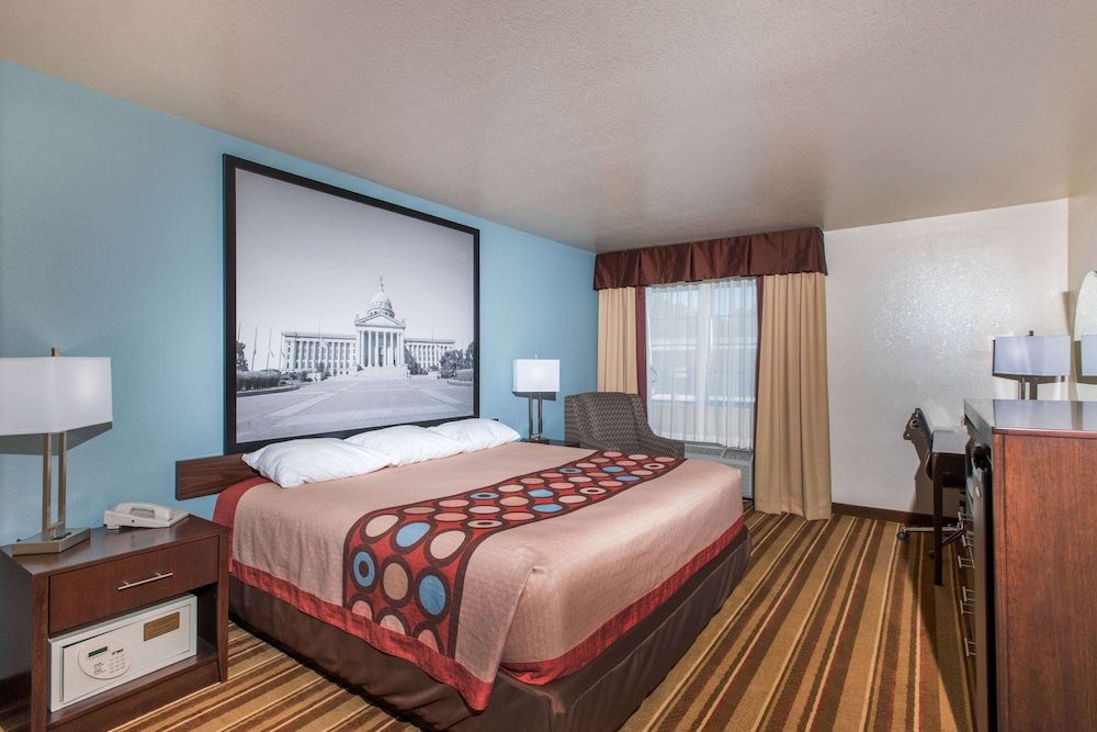 Room, 1 King Bed, Non Smoking