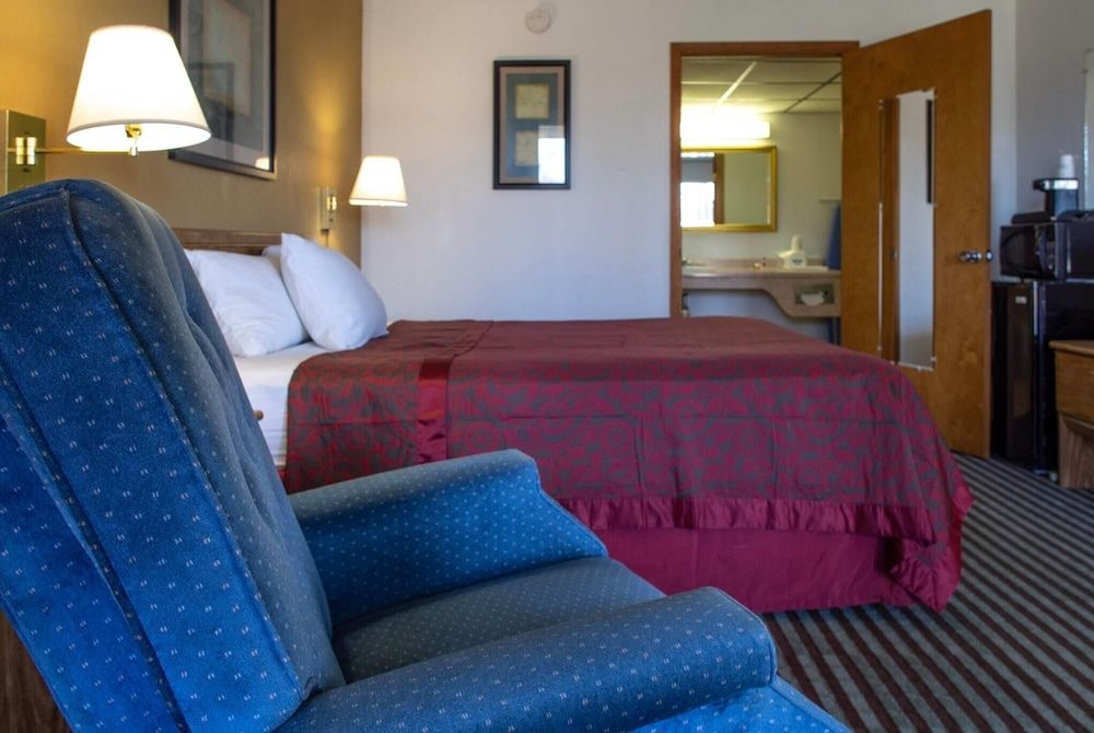 Room, 1 King Bed, Non Smoking