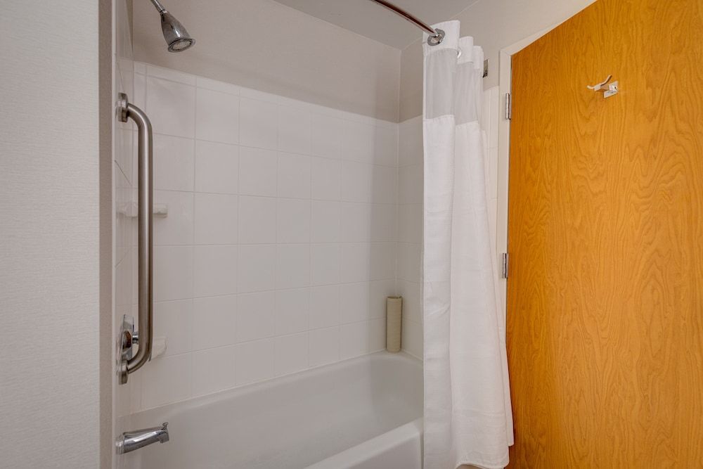 Suite, 1 King Bed with Sofa bed, Non Smoking (Mobility/Hearing Accessible, Tub)