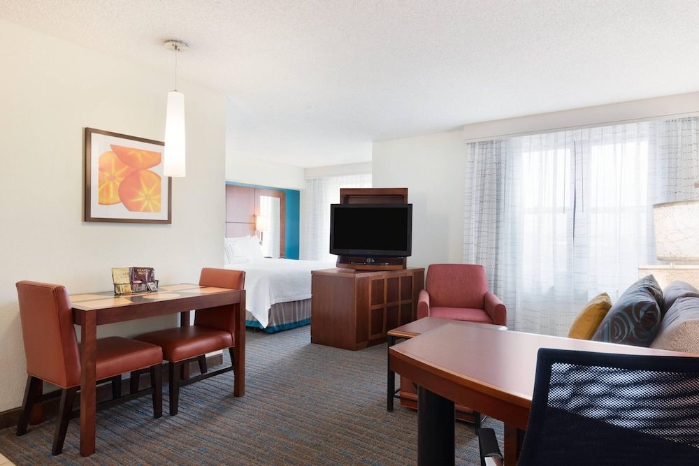 Studio, 1 King Bed with Sofa bed, Allergy Friendly (Pure)