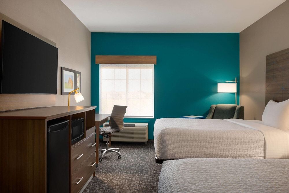 Room, 2 Queen Beds, Non Smoking