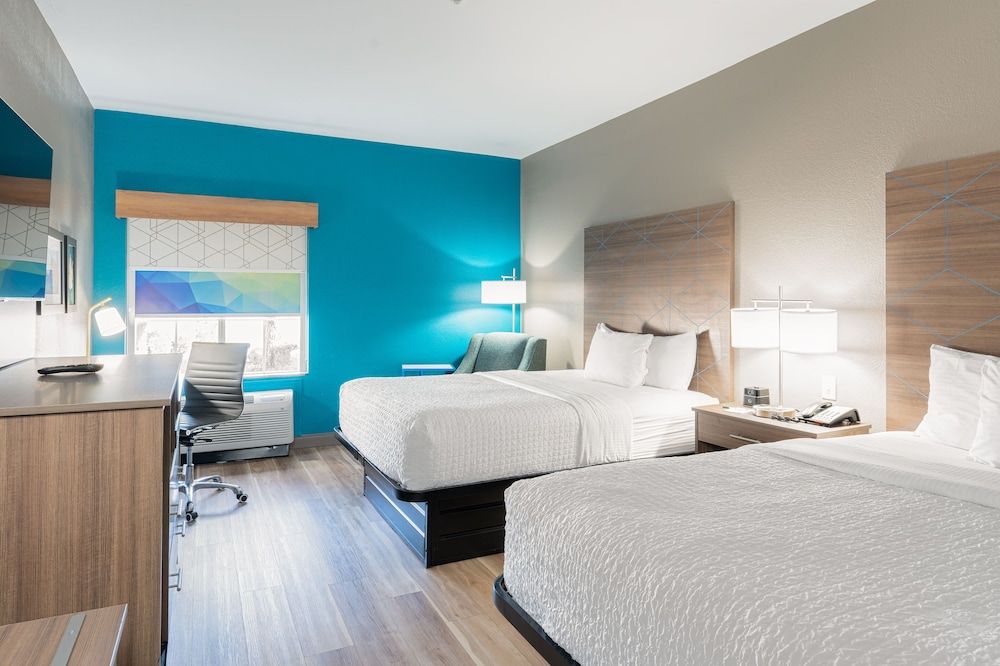 Room, 2 Queen Beds, Non Smoking