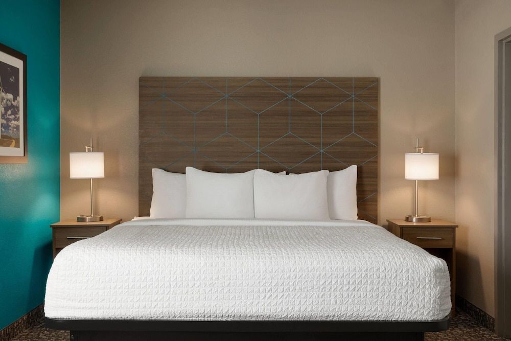 Studio Suite, 1 King Bed, Non Smoking