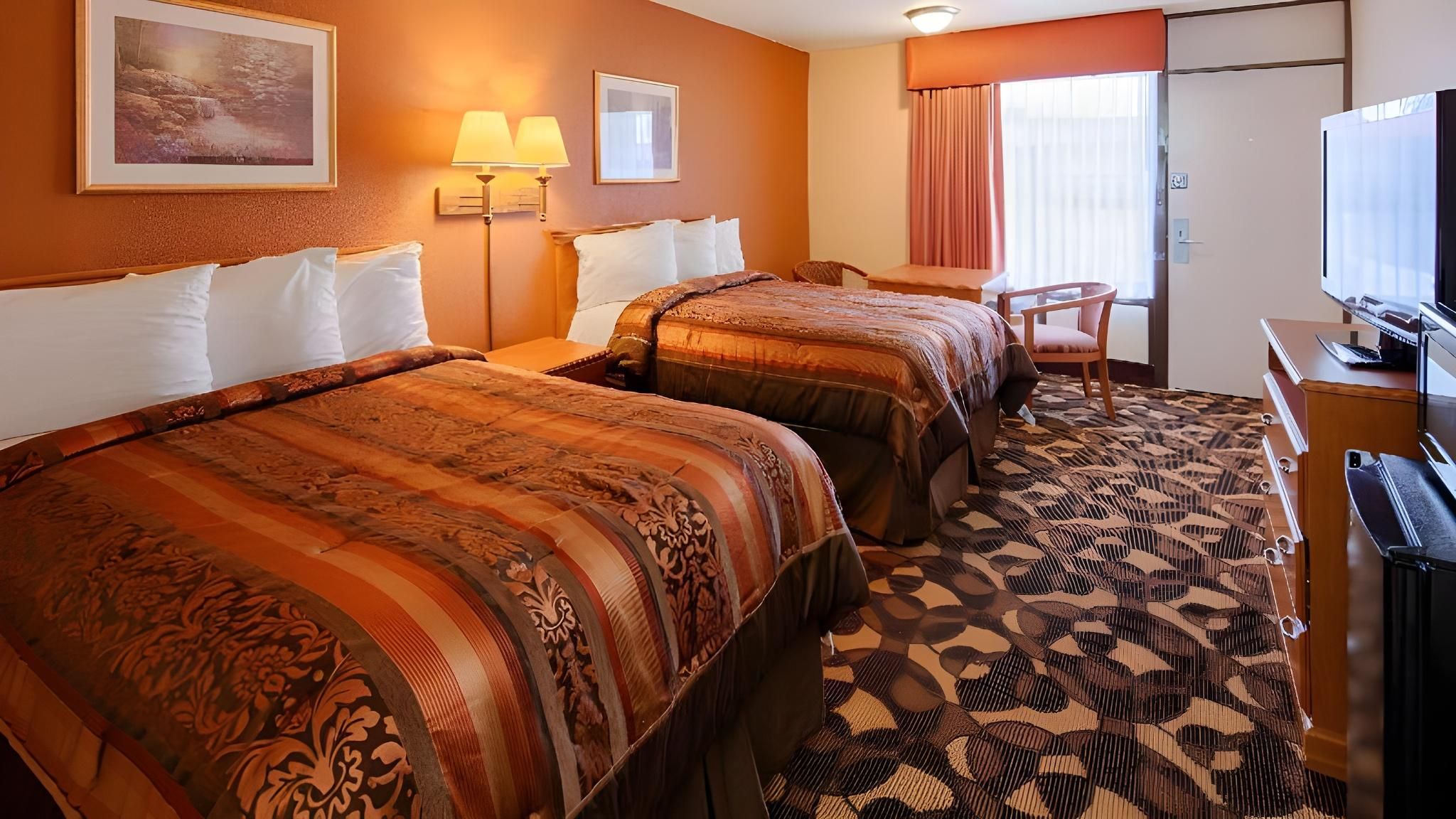 2 Double Beds, Smoking Room