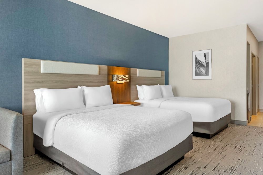 Standard Room, 2 Queen Beds, Accessible (Communications)