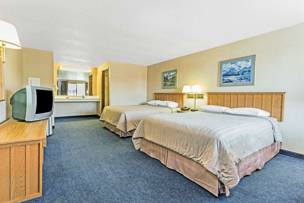 Standard Room, 2 Queen Beds, Accessible, Non Smoking