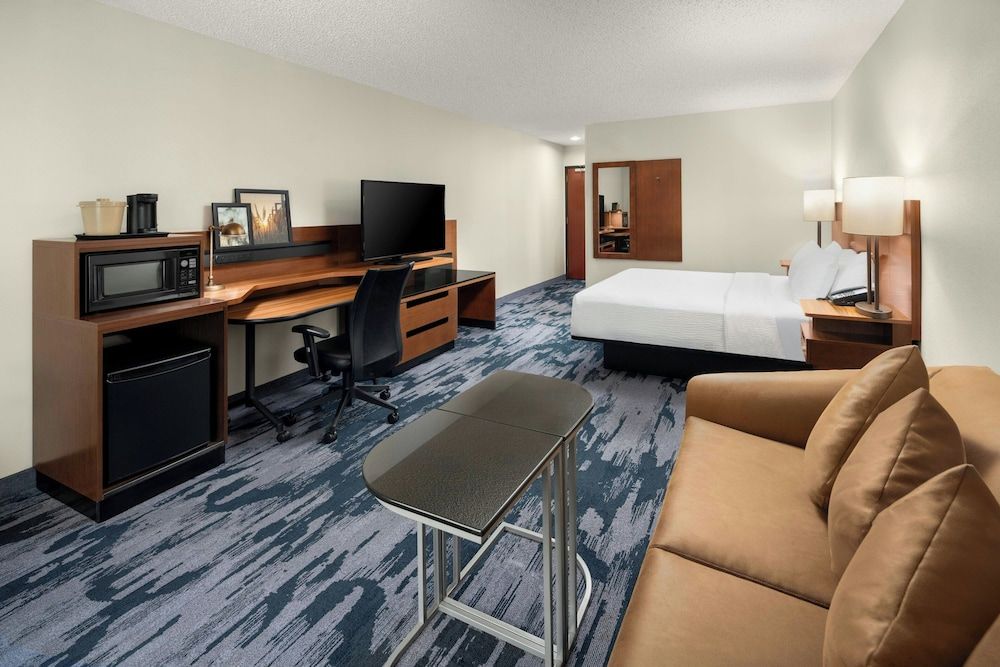 Room, 1 King Bed, Non Smoking