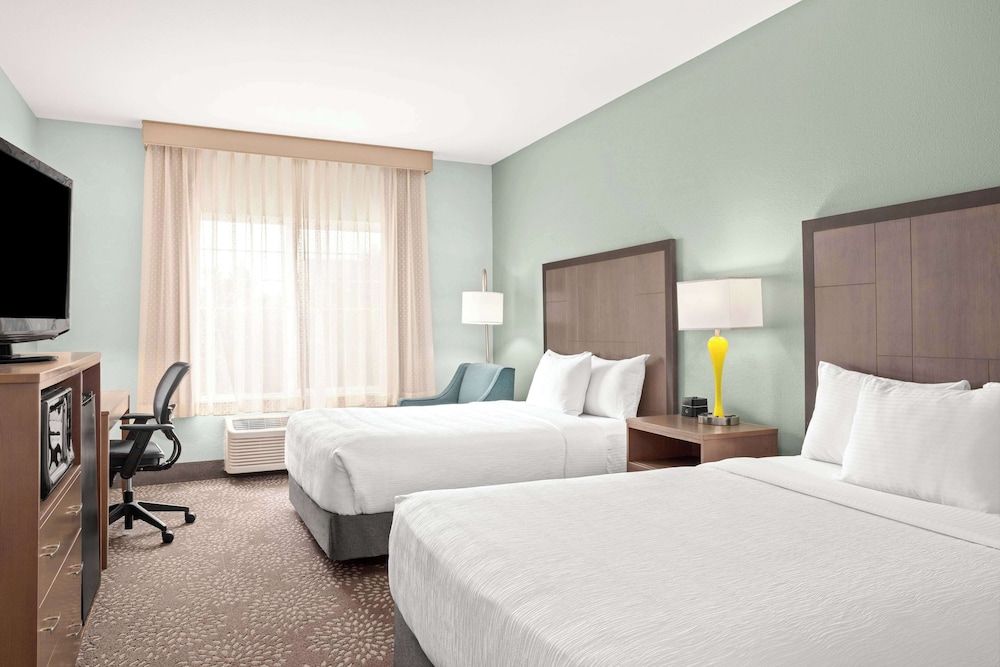 Room, 2 Queen Beds, Accessible, Non Smoking (Mobility Accessible)