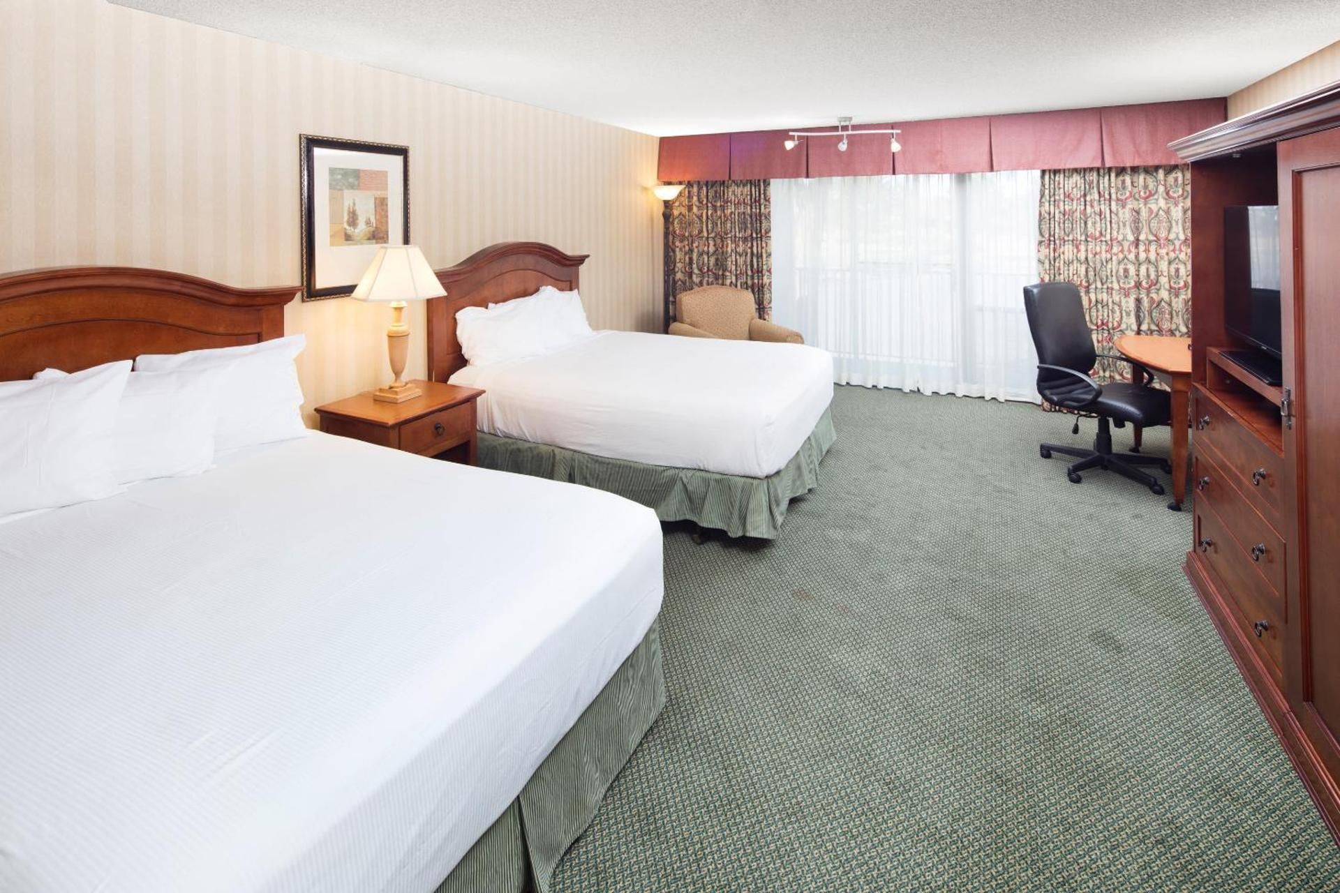 Red Lion Hotel Pendleton Two Queen Beds 2