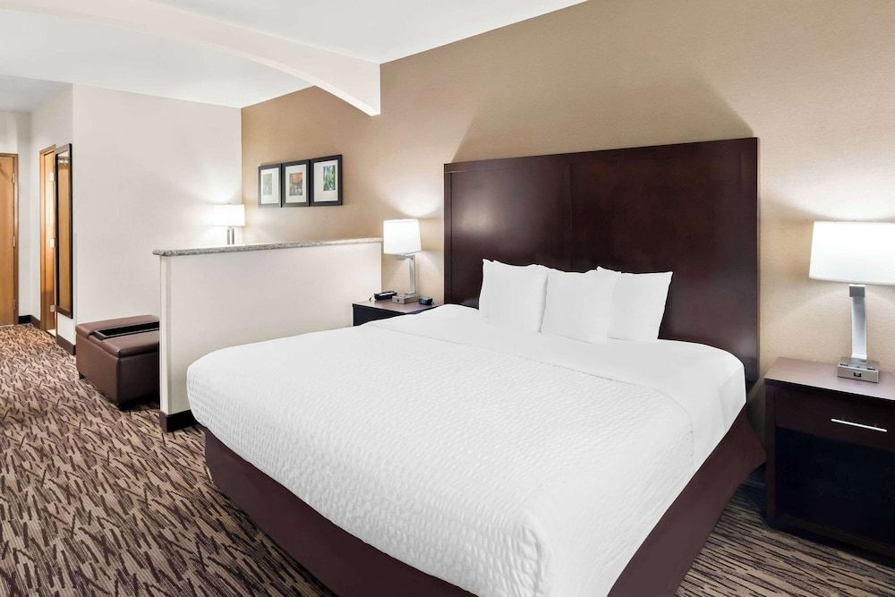 Comfort Room, 1 King Bed, Non Smoking