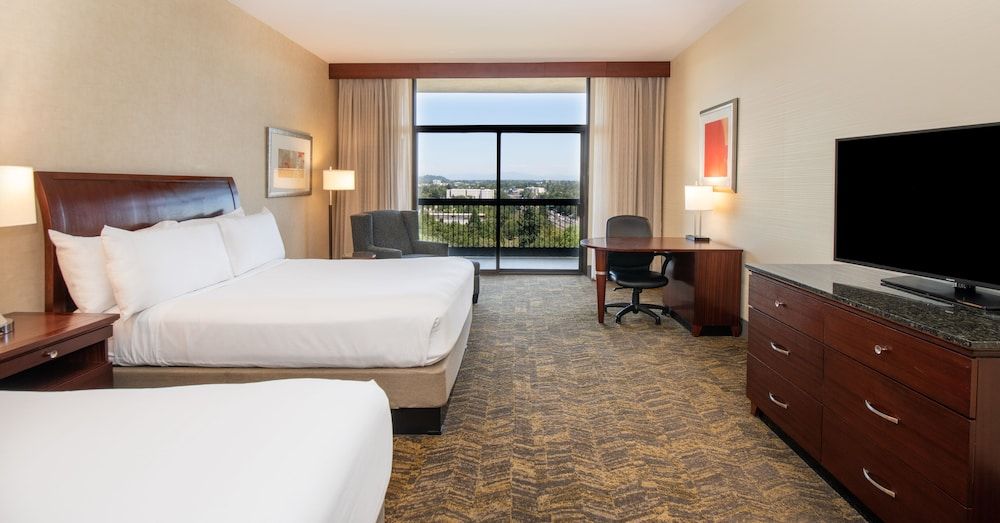 Room, 2 Queen Beds, Balcony