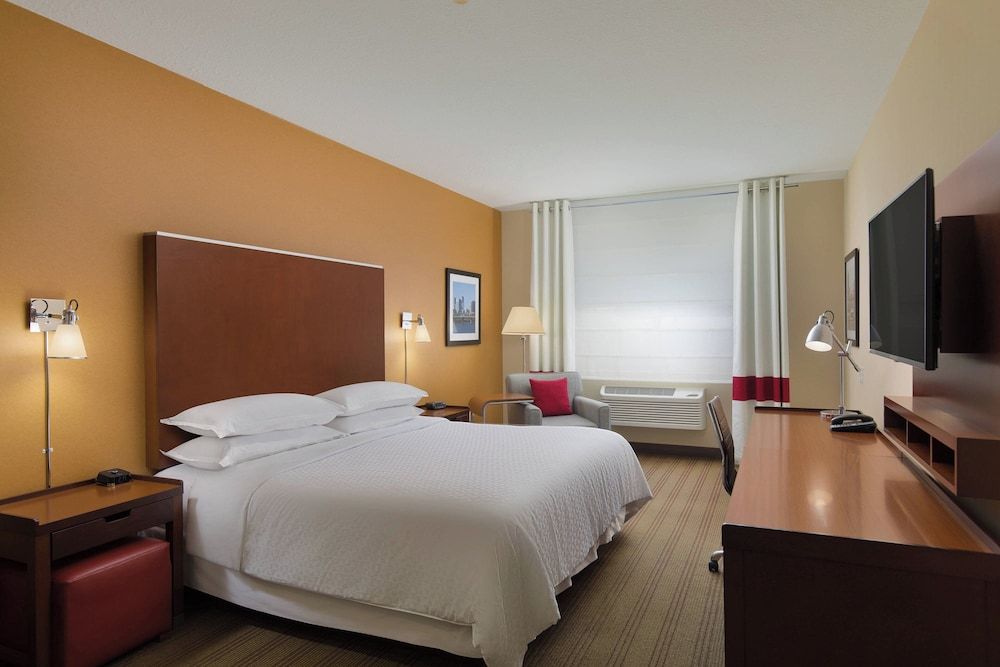 Standard Room, 1 King Bed, Non Smoking