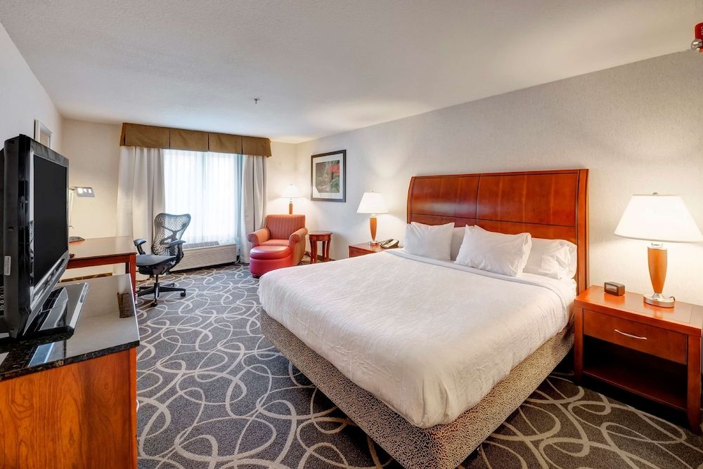 Standard Room, 1 King Bed