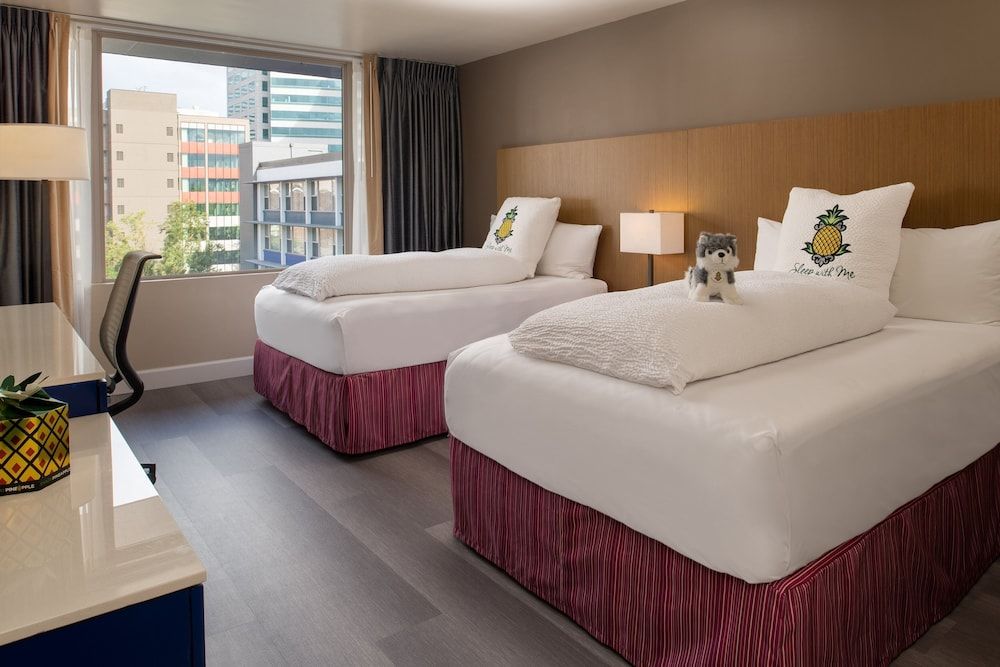 Room, 2 Double Beds (Metro View)
