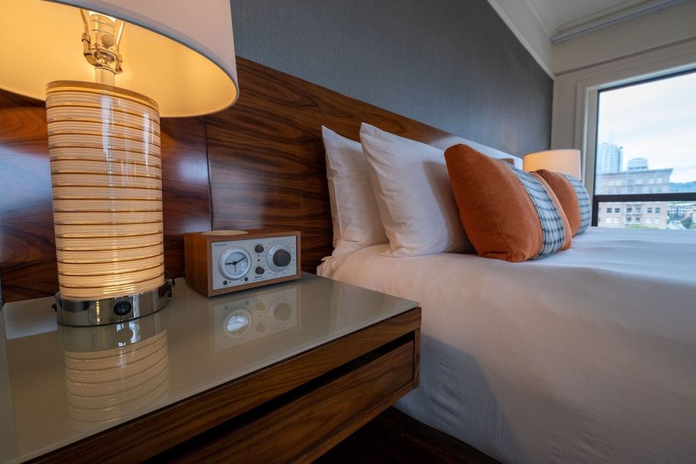 Deluxe Room, 1 Queen Bed