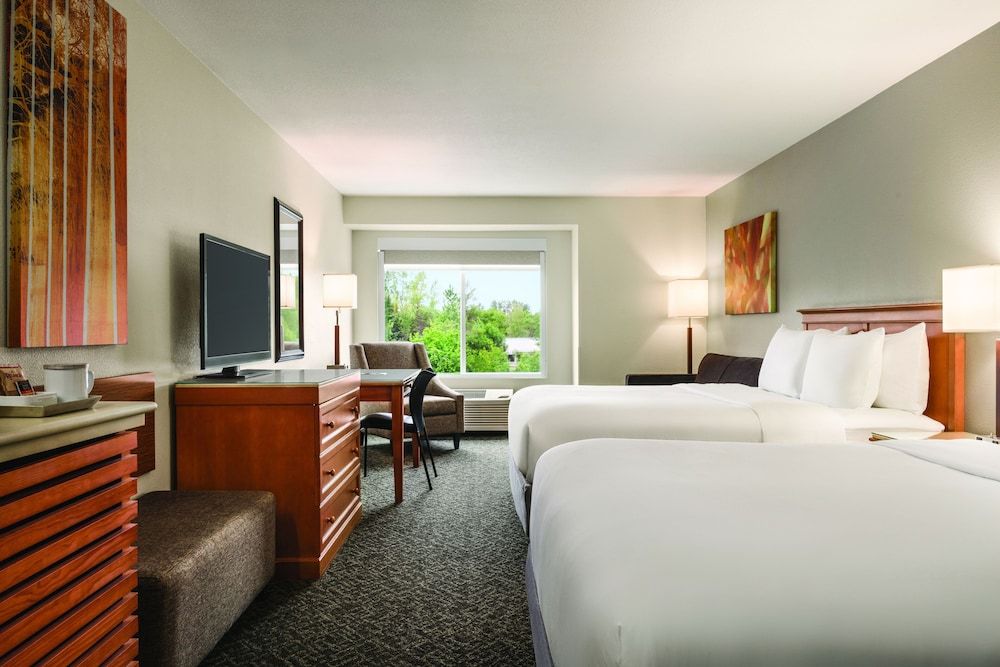 Room, 2 Queen Beds, Non Smoking