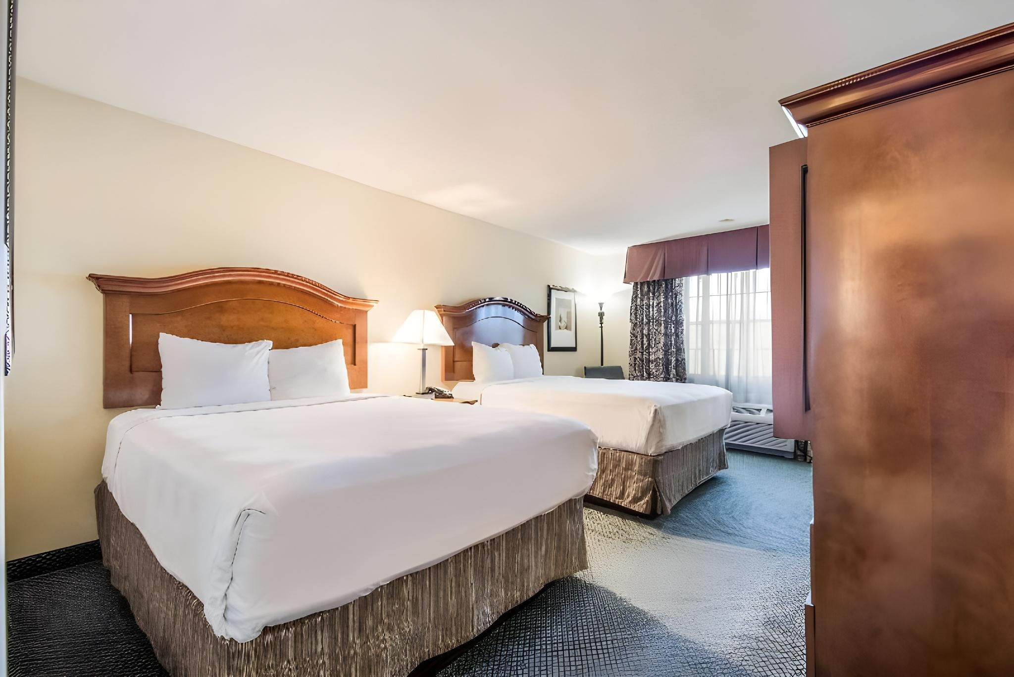 Two Queen Beds