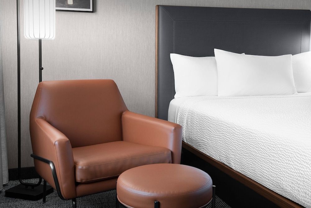 Room, 2 Queen Beds, Non Smoking (Hearing Accessible)