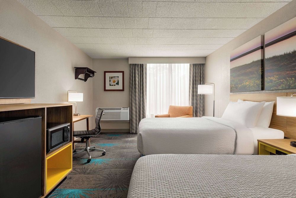 Business Room, 2 Double Beds, Non Smoking