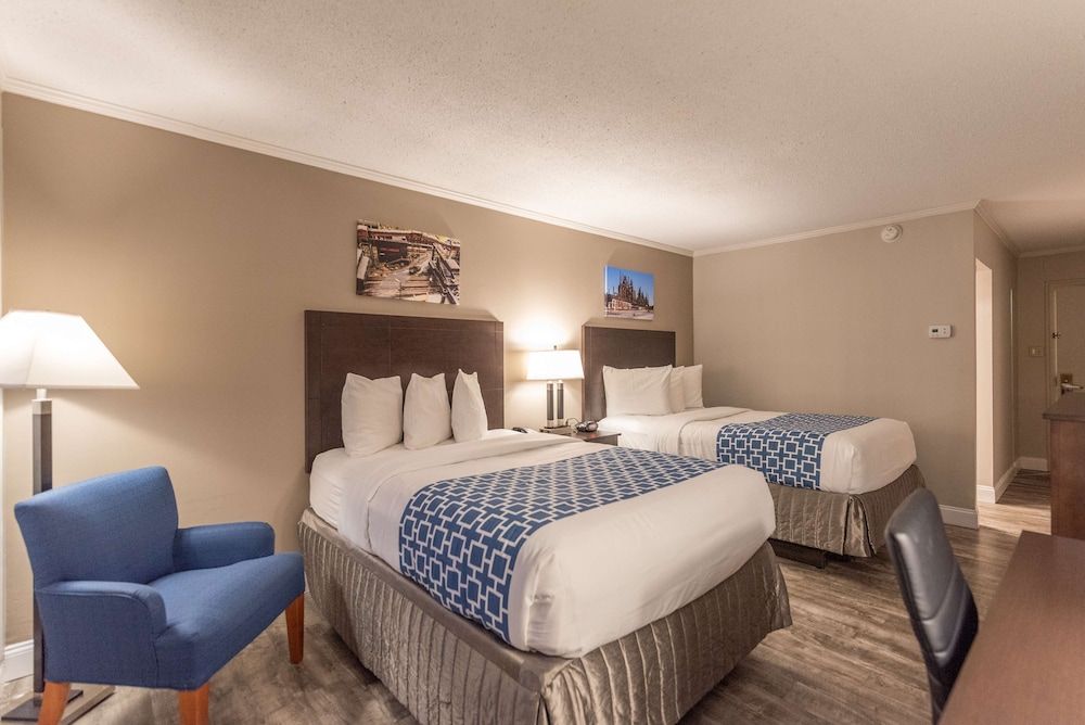 Standard Room, 2 Double Beds, Non Smoking, Microwave
