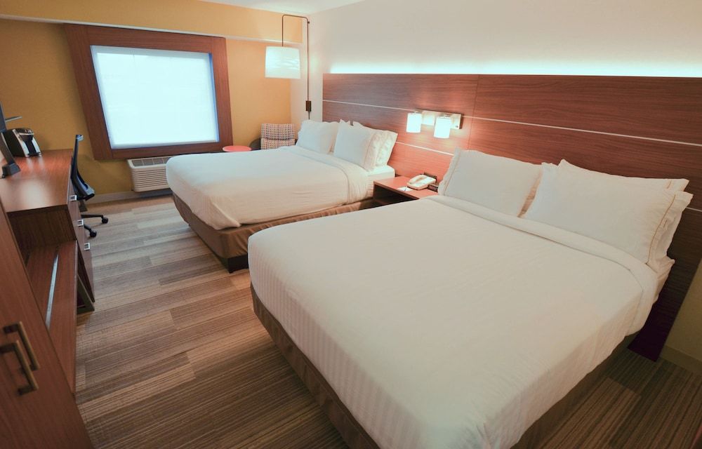 Standard Room, 2 Queen Beds