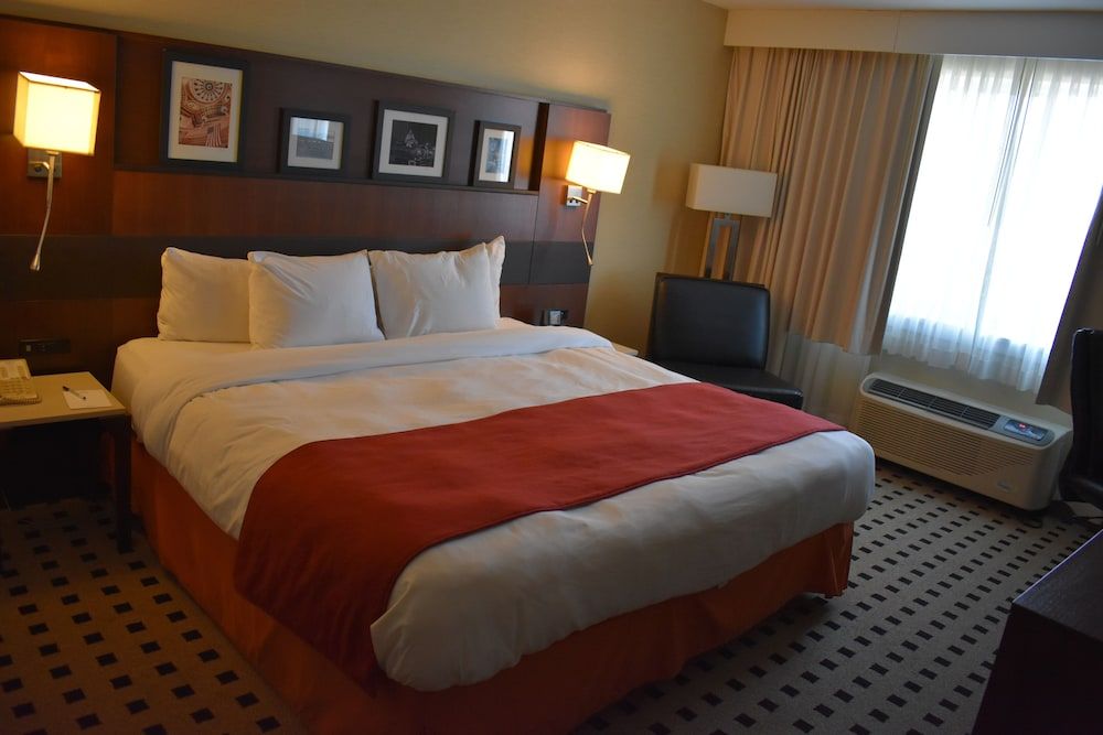 Room, 1 King Bed, Non Smoking