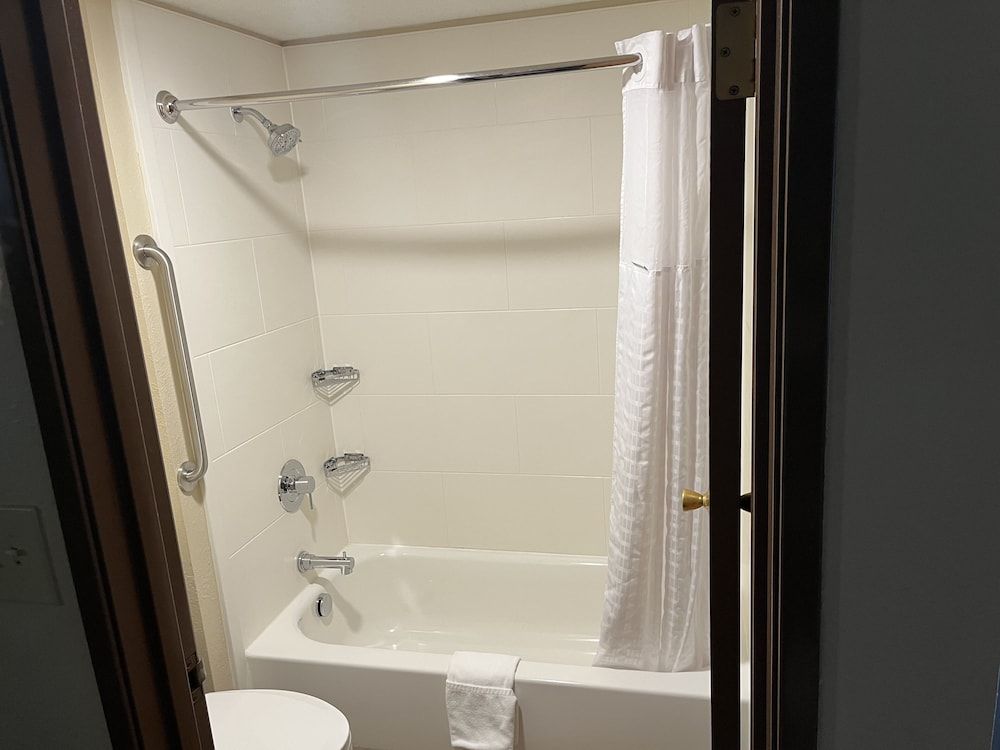 Deluxe Studio Suite, 1 King Bed, Non Smoking