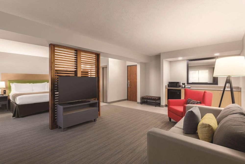 Studio Suite, 1 King Bed, Non Smoking