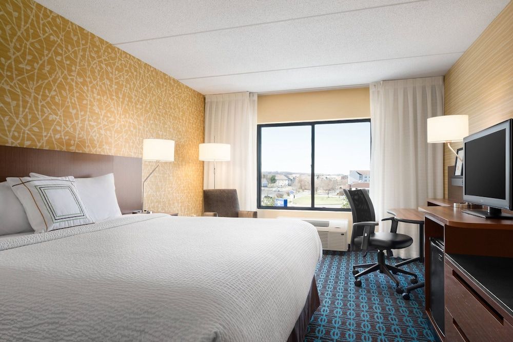 Room, 1 King Bed, Non Smoking