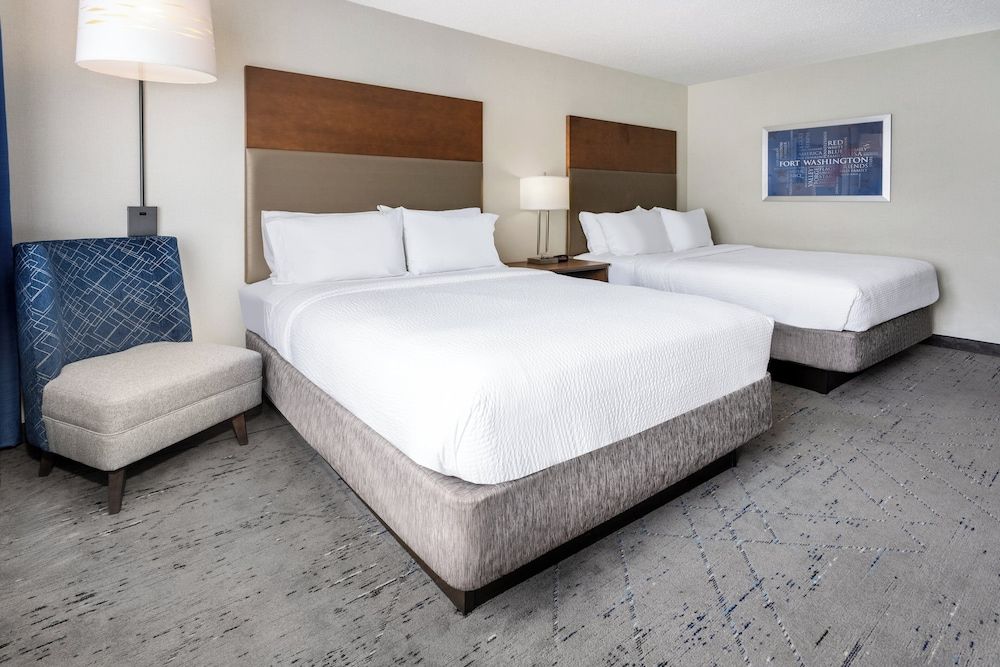 Suite, 2 Queen Beds, Non Smoking