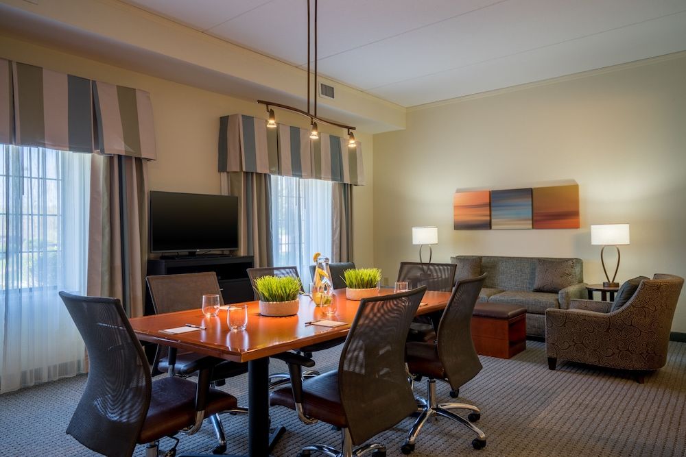 Suite, 1 Bedroom, Kitchen (Dining Area)