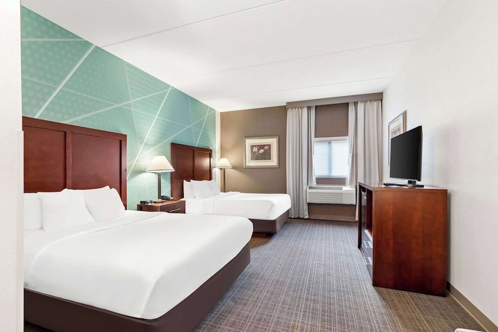 Room, 2 Queen Beds, Non Smoking