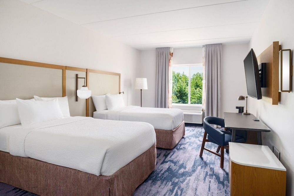Room, 2 Double Beds (Mobility/Hearing Access, Roll-In Shwr)